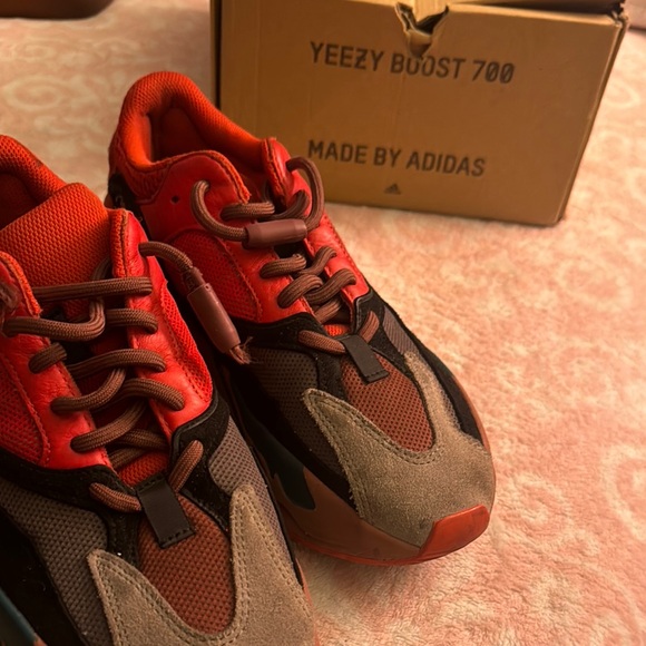 Adidas Yeezy Boost 700 men's Shoes - Red and Gray
